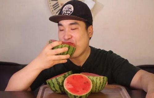 网红吃瓜的时候,揭秘娱乐圈幕后真相 第1张 网红吃瓜的时候,揭秘娱乐圈幕后真相 第1张